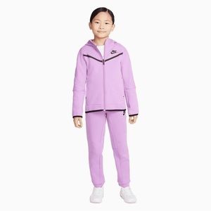 Nike kid hoodie  and jogger size M 5-6 years